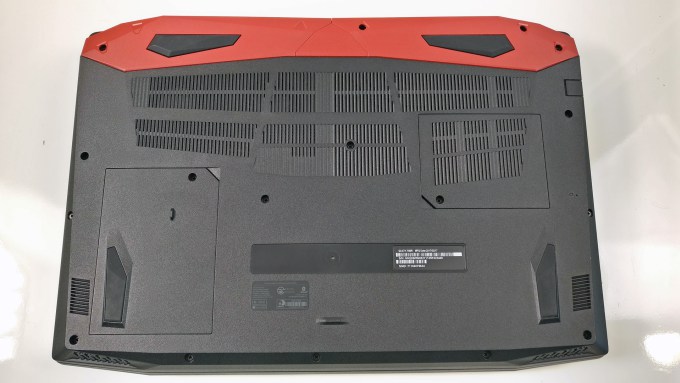 Tapas de servicio de Acer Predator Helios 300