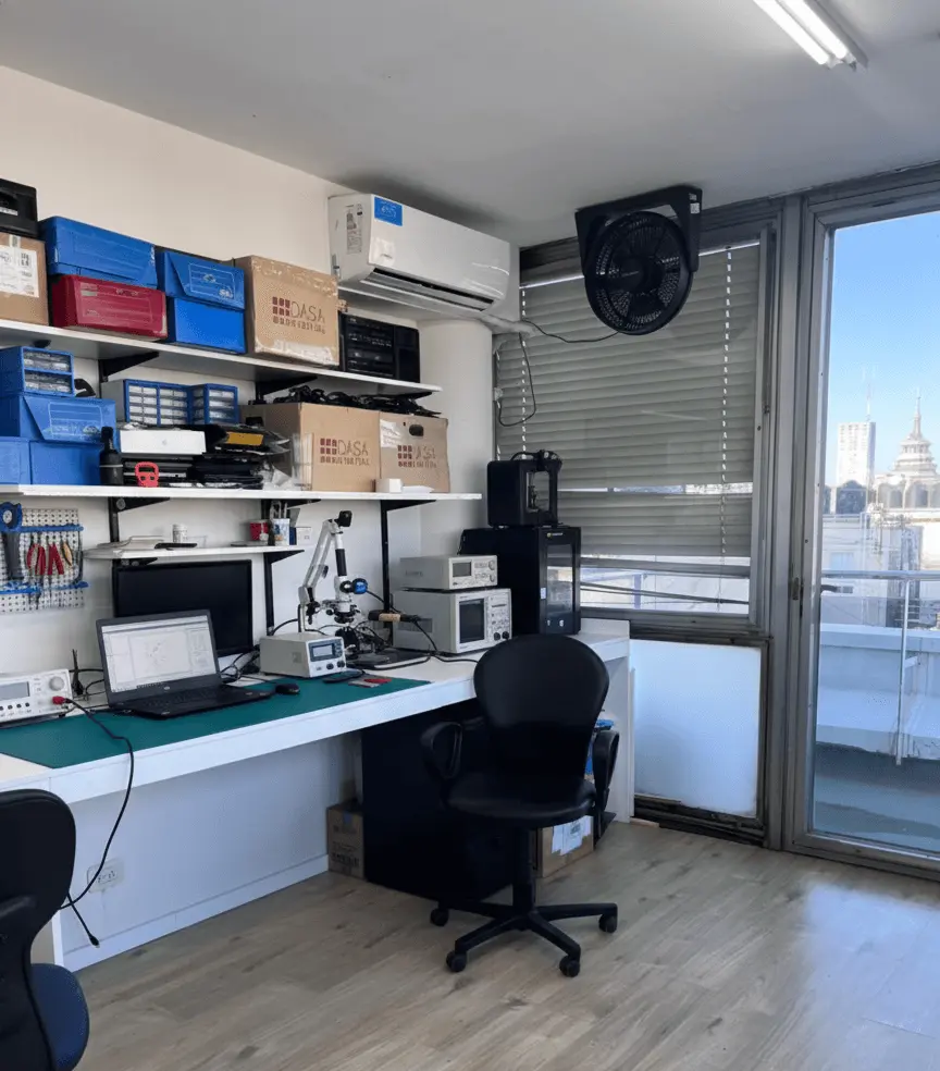 Nuestro laboratorio de reparación de notebooks.