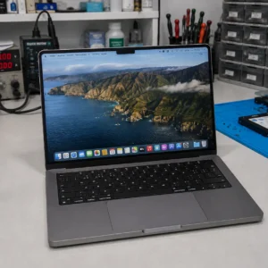 MacBook Pro 16 con Apple Silicon en el laboratorio