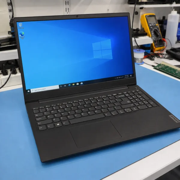 Notebook Lenovo V15